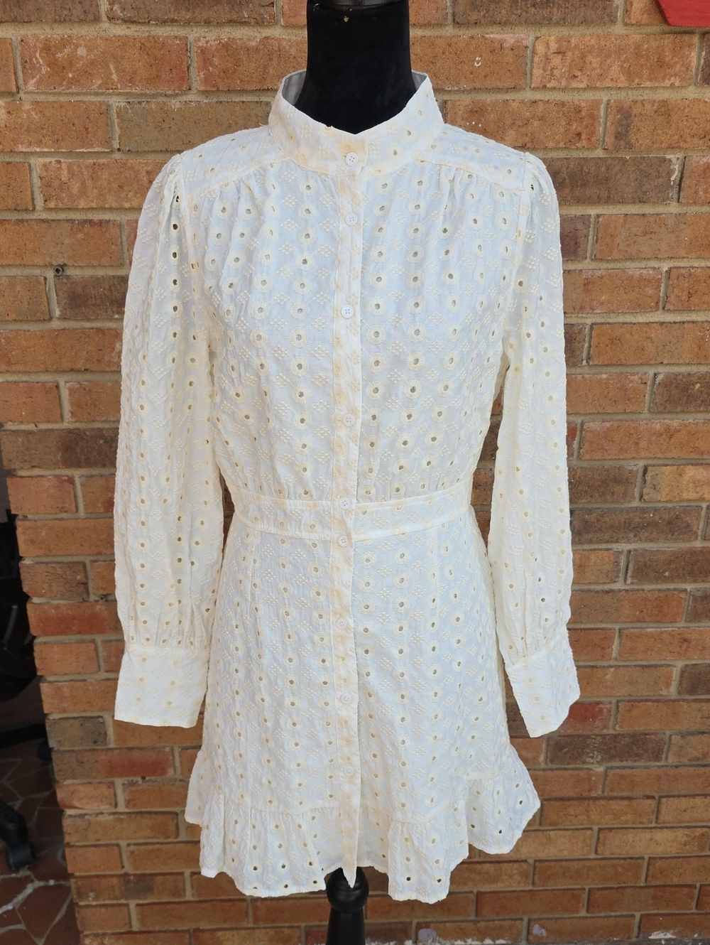 NWT fab'rik Ivory Eyelet Long-Sleeve Button-Front Dress with Tie Waist size L